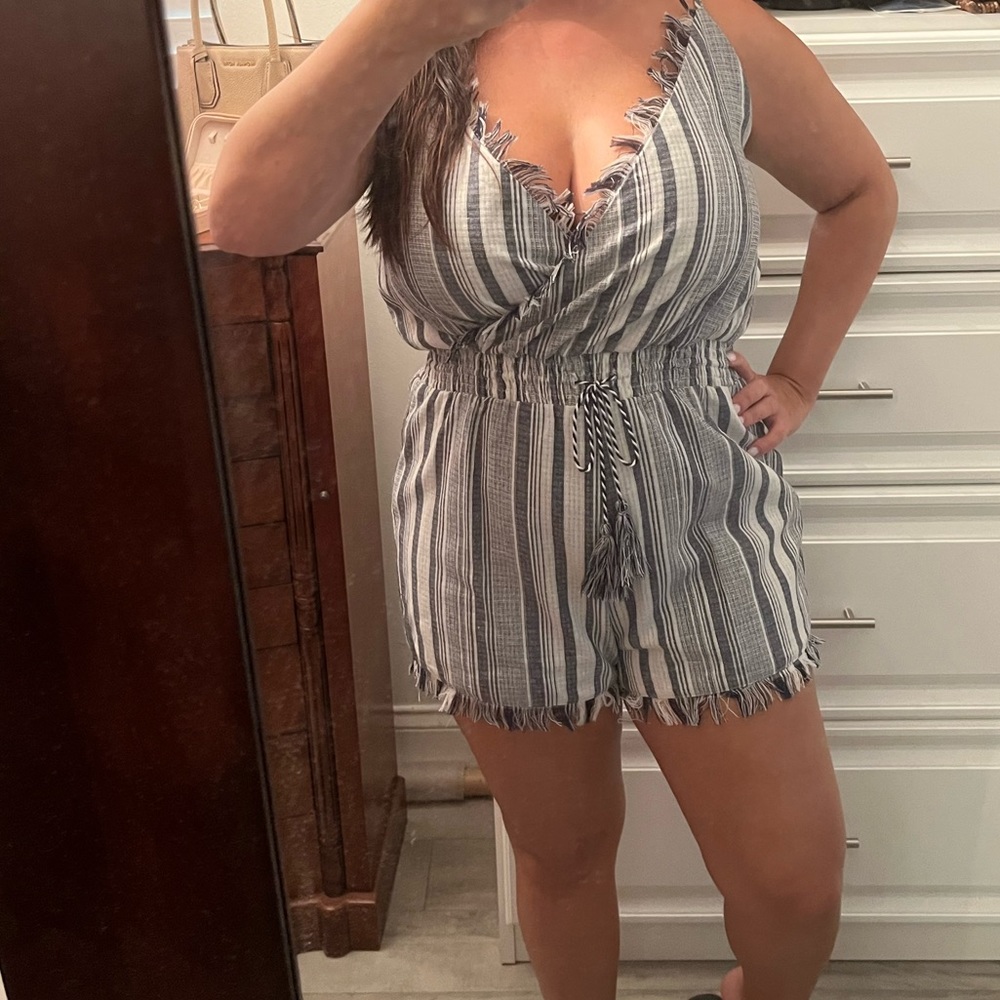 Romper - Picture 7 of 7
